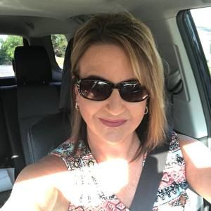 Meet your Posher, Melanie